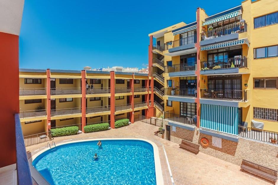 Apartment with ocean view Tenerife Просторный апартамент с видом на океан первая линия Тенерифе Пуэрто-де-Сантьяго Экстерьер фото